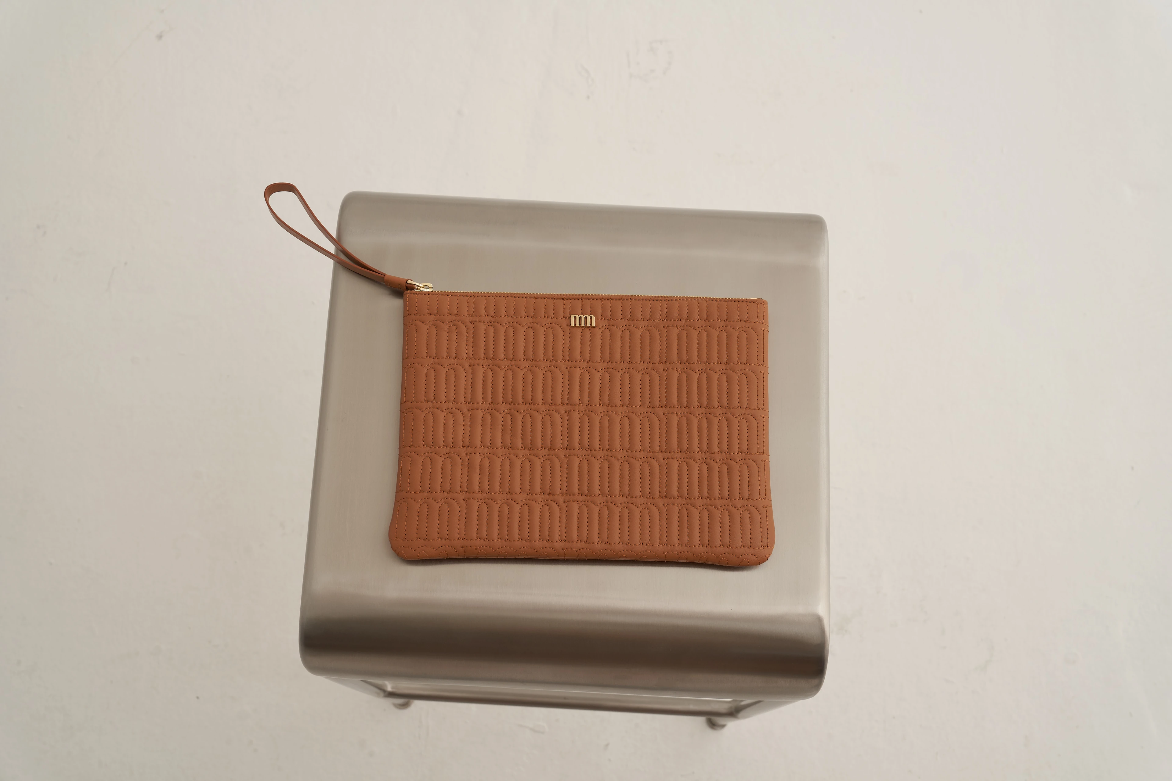 Moreno Tan Clutch