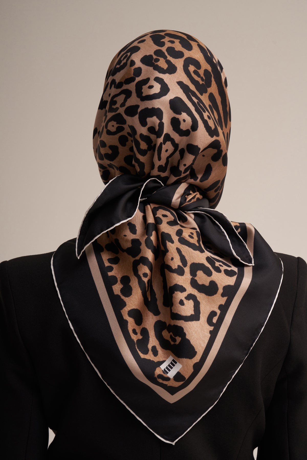 Leopard scarf