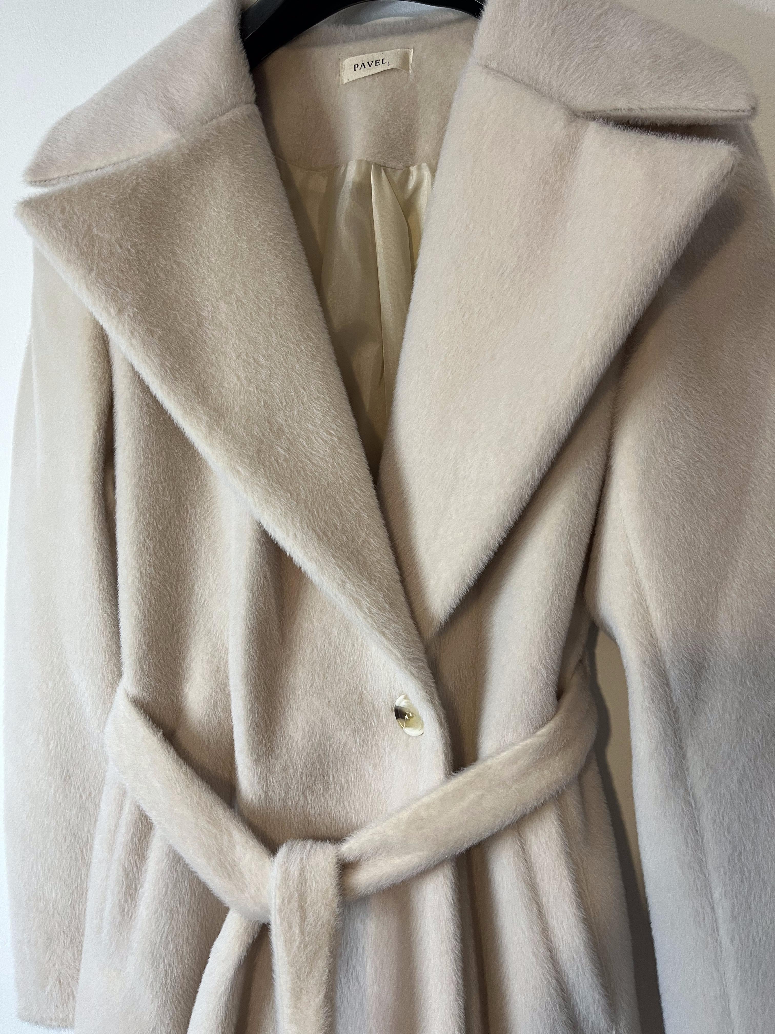 Custom Made Beige Long Coat