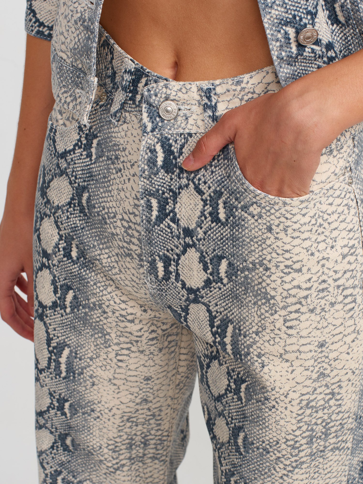 Snake Pattern Wideleg Denim Trousers