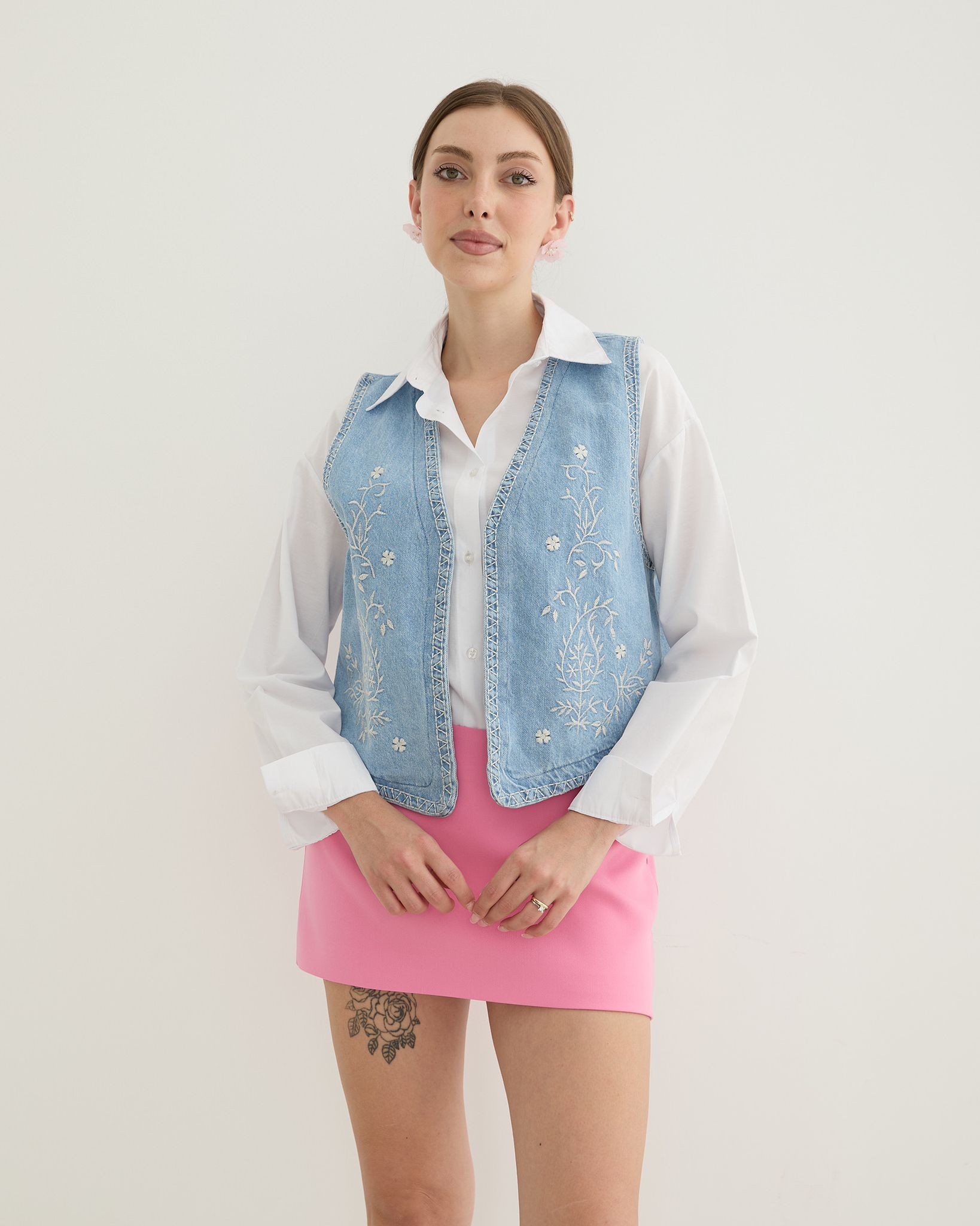 Embroidered denim vest - light denim