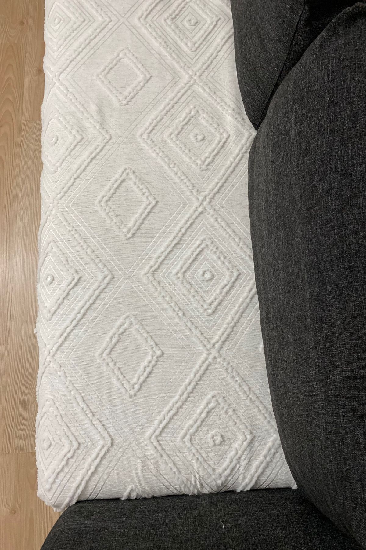 Beyaz Renk 100x240 Şönil Koltuk Örtüsü, Koltuk Kılıfı Ile Evinize Şıklık Katın
