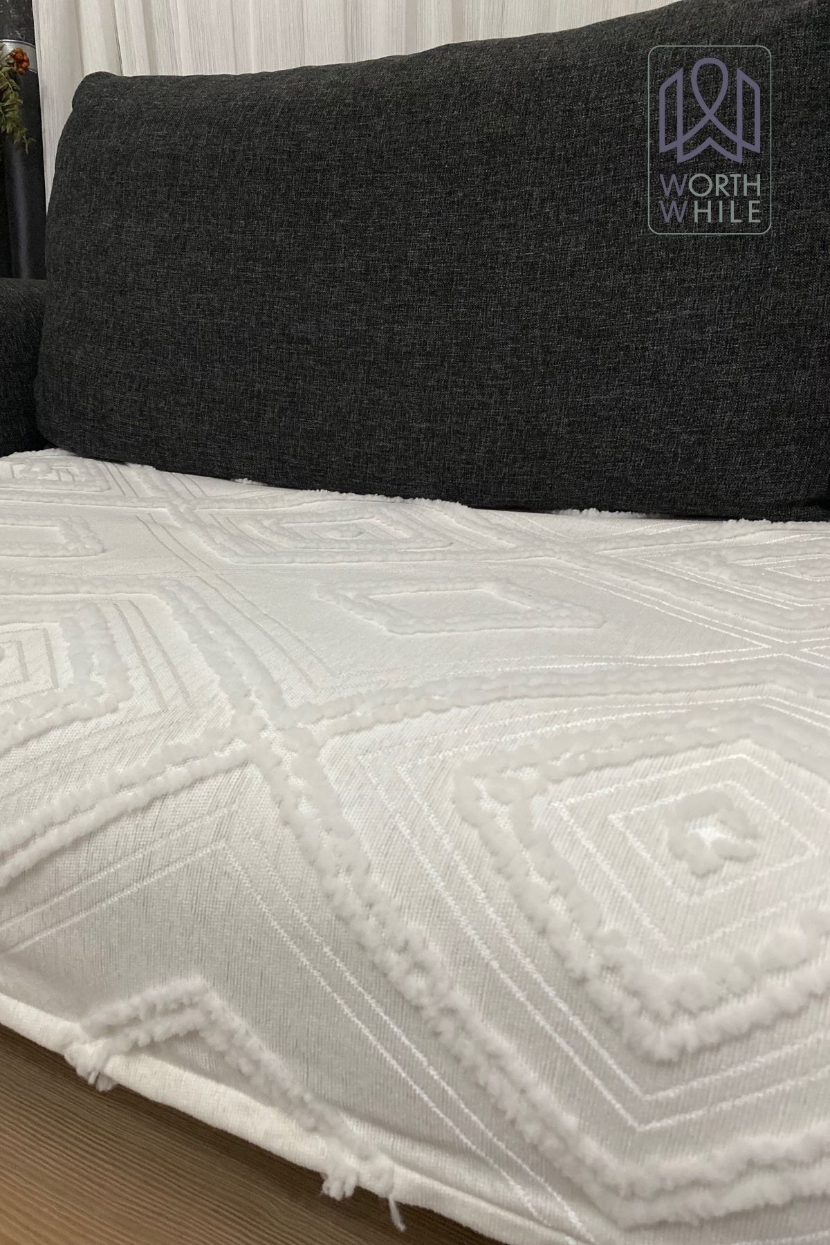 Beyaz Renk 100x240 Şönil Koltuk Örtüsü, Koltuk Kılıfı Ile Evinize Şıklık Katın