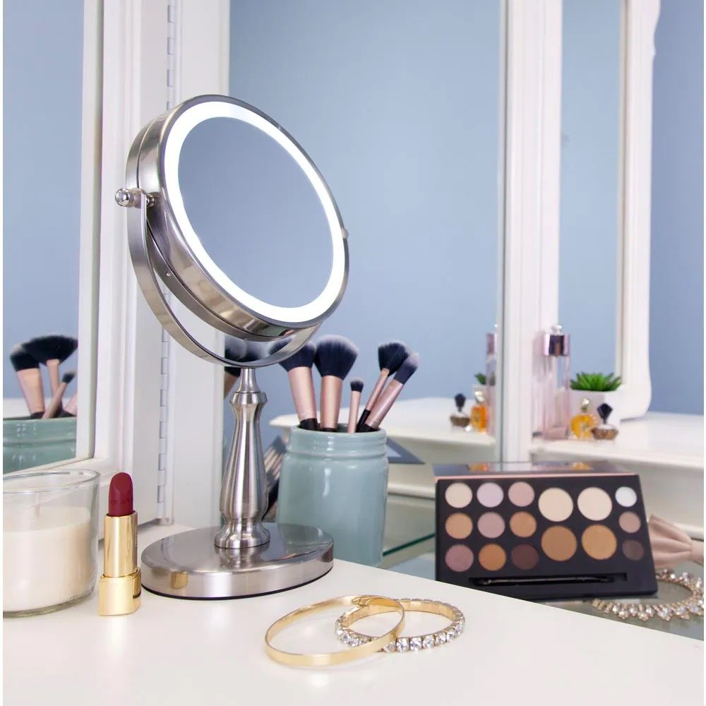 Gesh 905 5x Ledli Büyüteçli Çift Taraflı Ayaklı Led Işıklı Ayna Masaüstü Makyaj Aynası Metal Şık