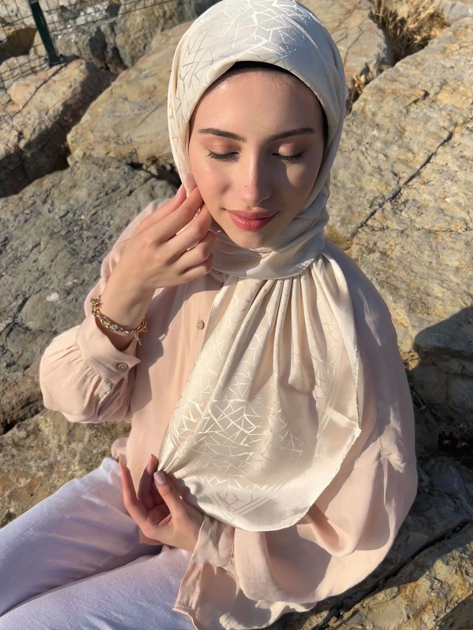 İpeksi Jakar Eşarp-Kristal Desen