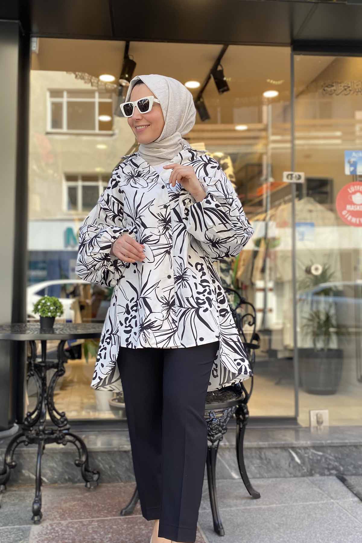Siyah