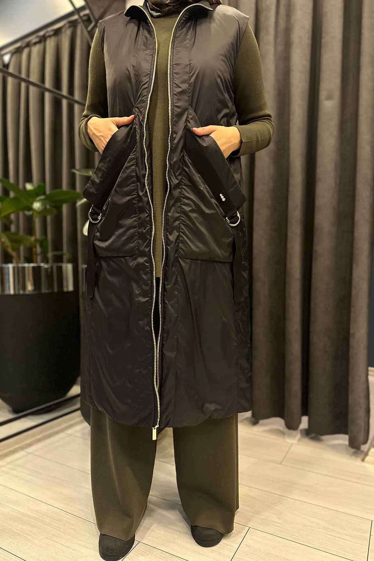 TRİKO ASTRLI YAĞMURLUK YELEK