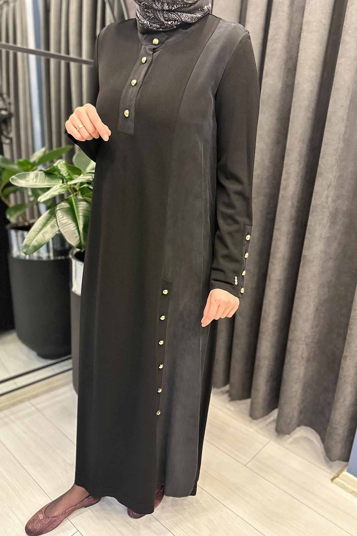 DİK YAKA DÜĞME DETAYLI ELBİSE