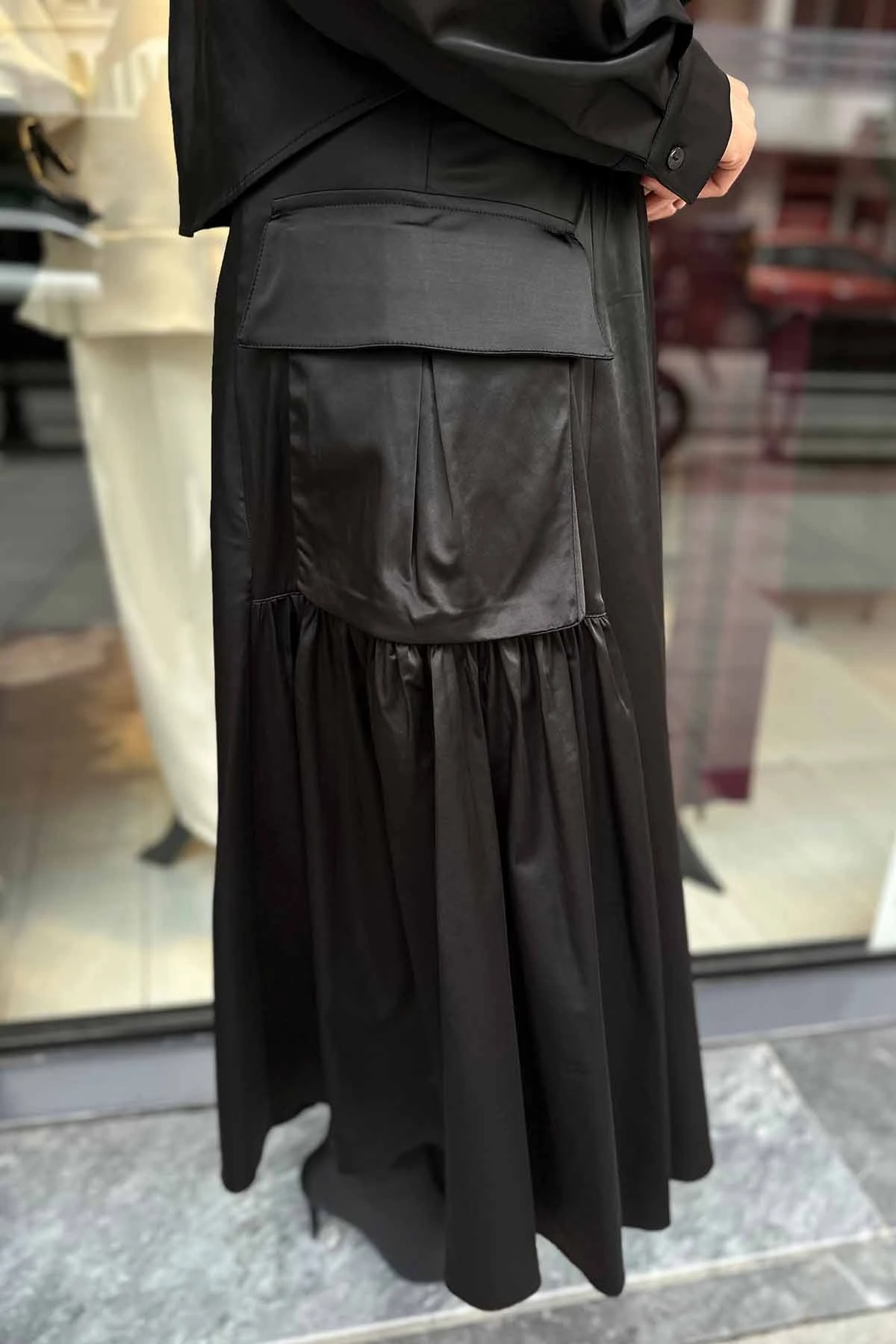 PARAŞÜT KUMAŞ CEP DETAYLI ETEK