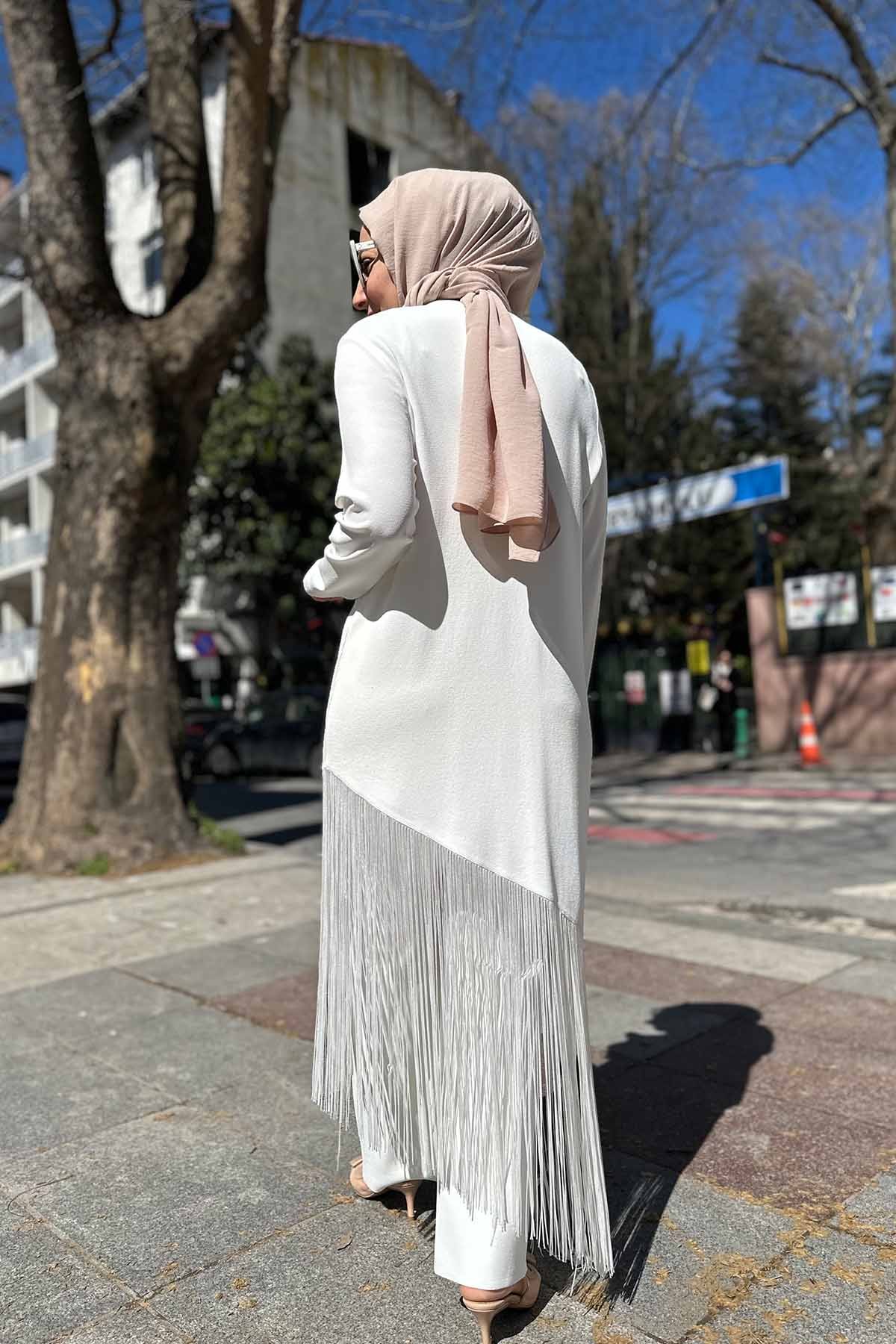 ASİMETRİK KESİM PÜSKÜLLÜ TUNİK