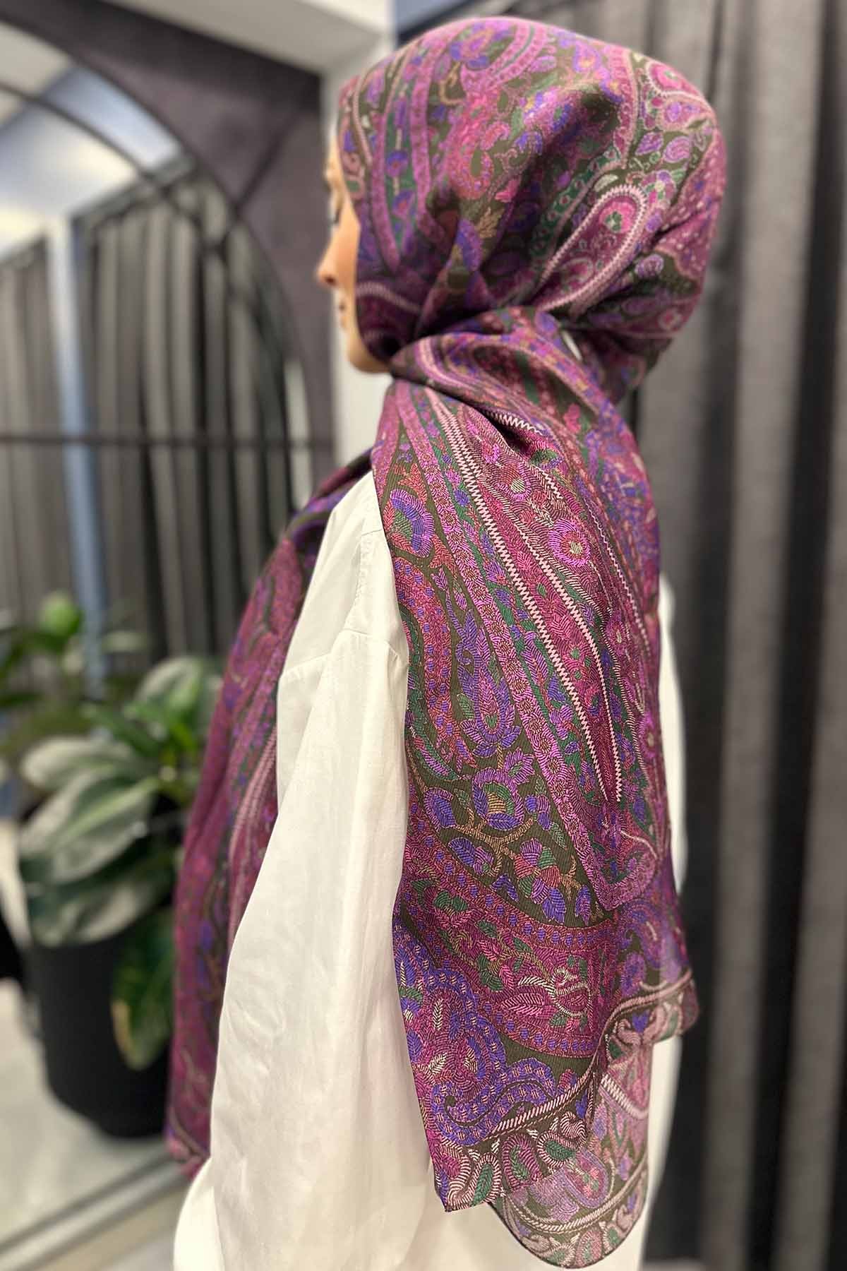 PURPLE ROSE