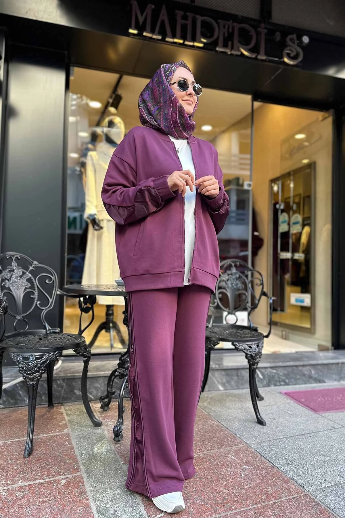 YANI ŞERİTLİ EŞOFMAN ALTI