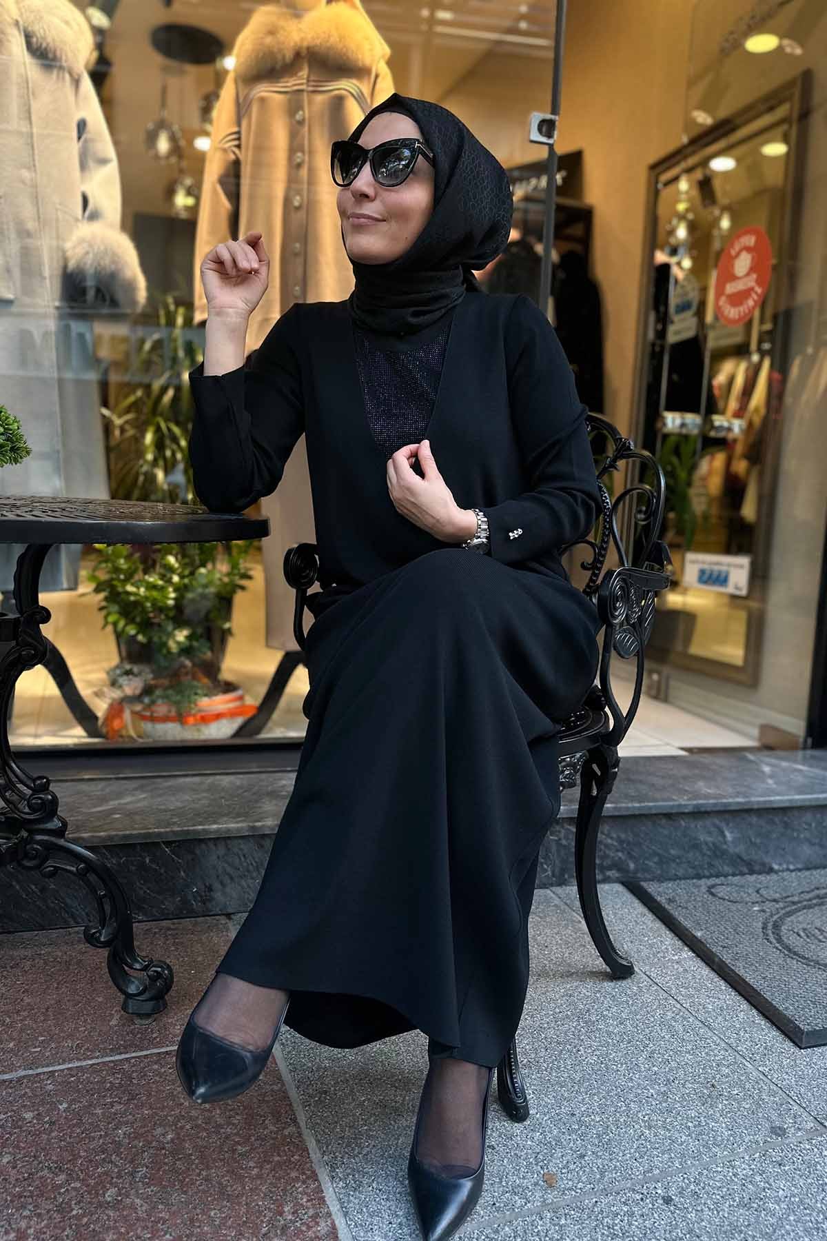 V YAKA TAŞ DETAYLI ELBİSE