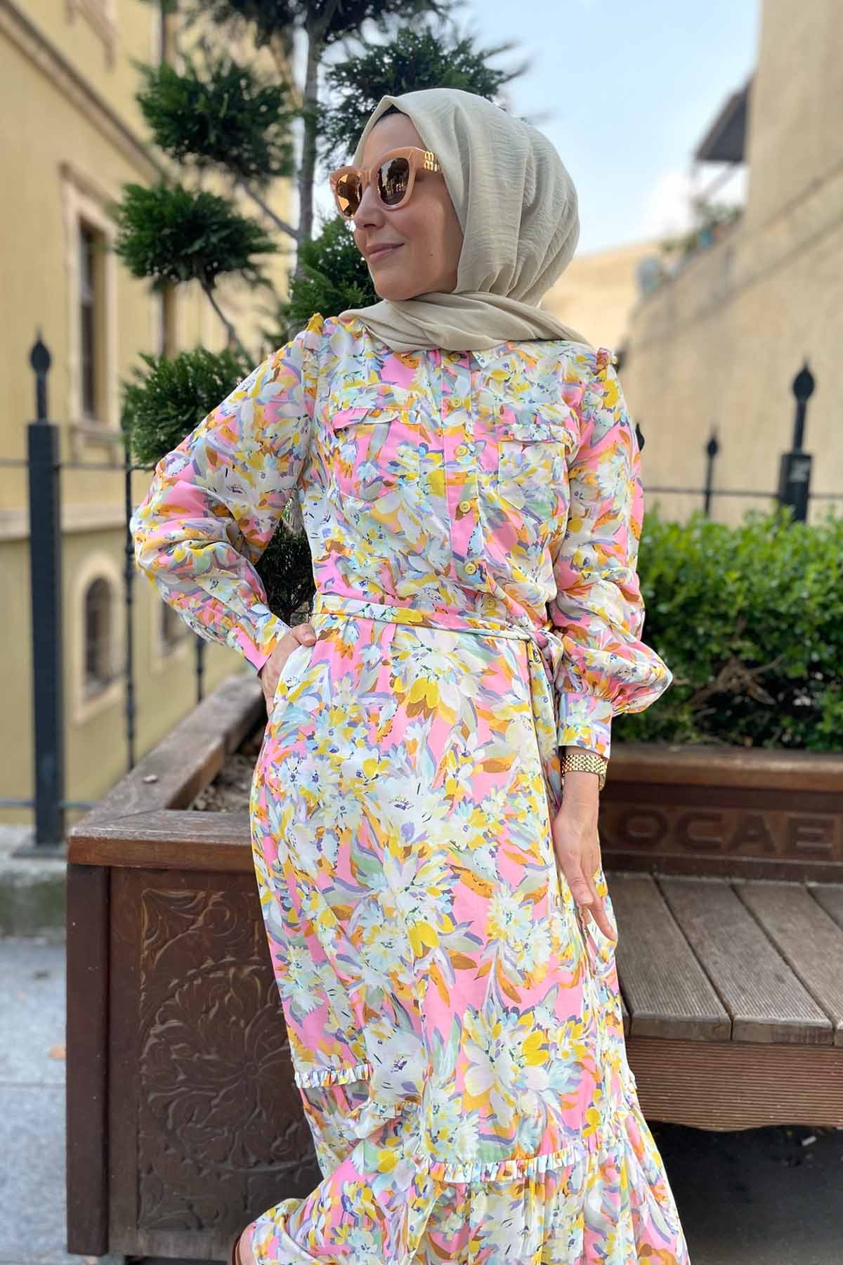 ÇİÇEKLİ GİPE ELBİSE