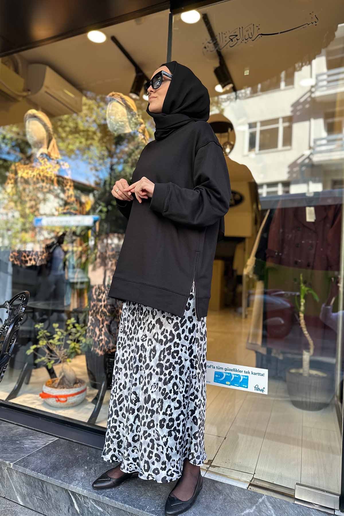 YANLARI FERMUARLI EVİTE SWEAT