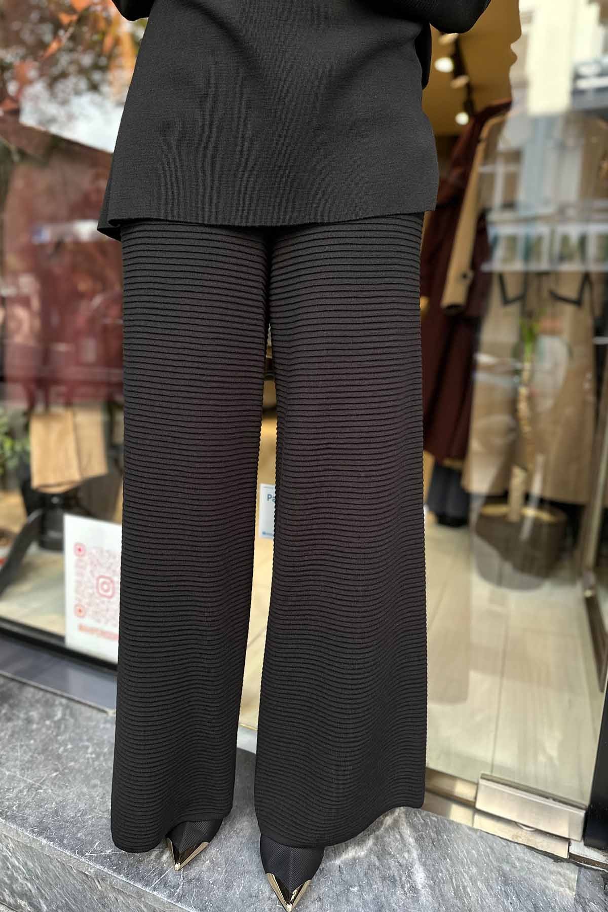 BEKLETMELİ BOL PAÇA TRİKO PANTOLON