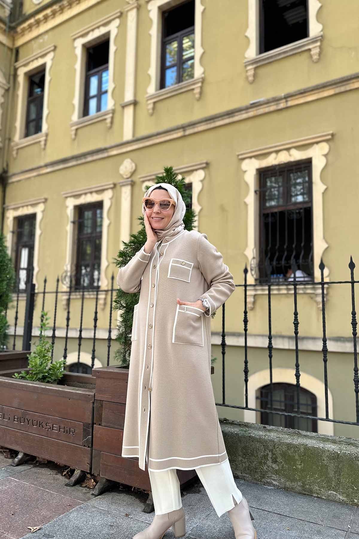 DÖRT CEPLİ TRİKO HIRKA