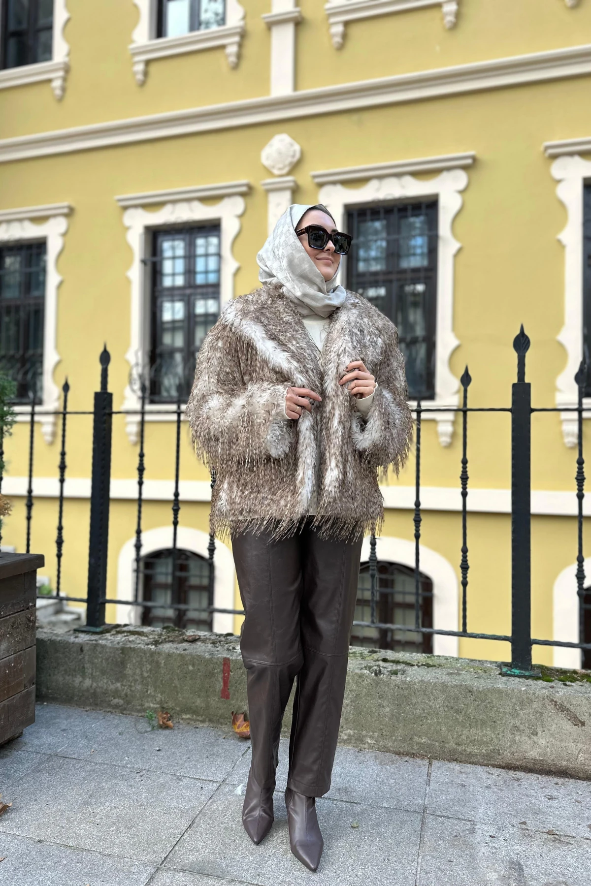 SUNİ KÜRK KISA KABAN