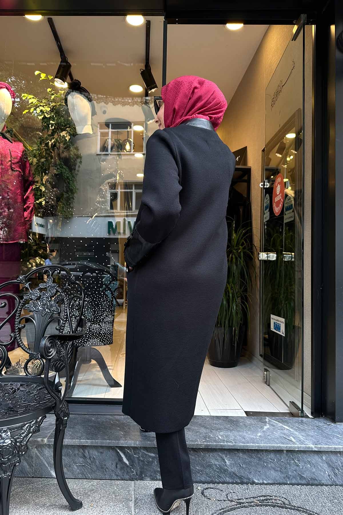 ÖN PATI DERİ DETAYLI TRİKO KAP