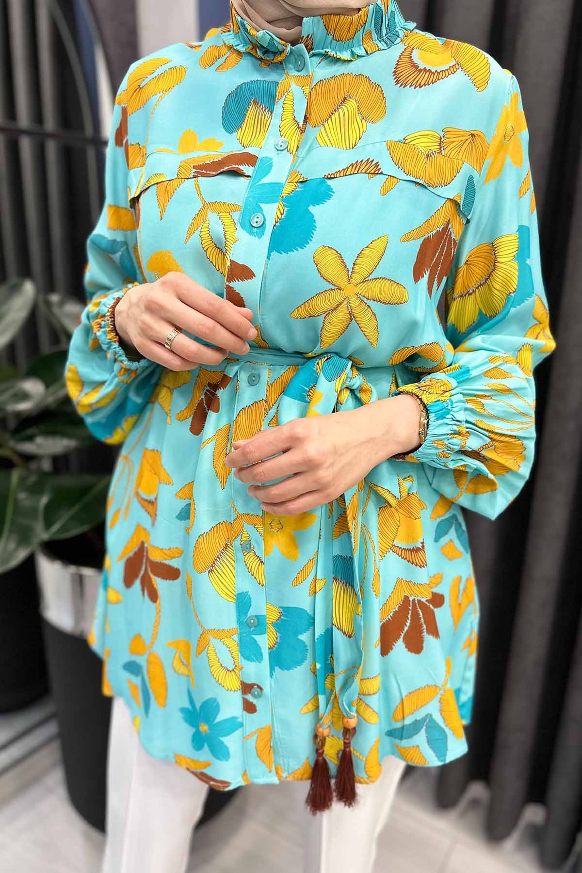 SANDRA GÖMLEK