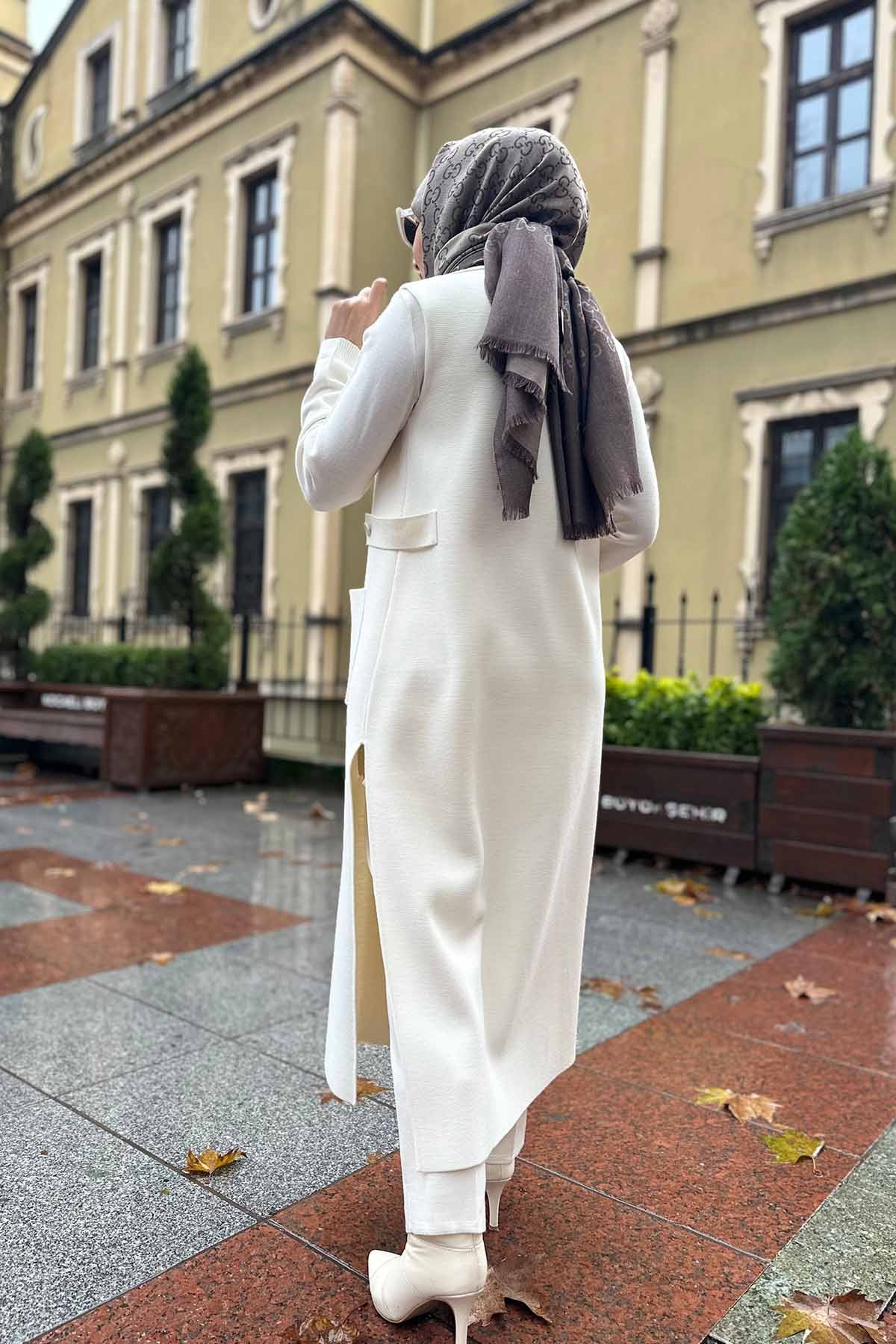 UZUN TRİKO YELEK