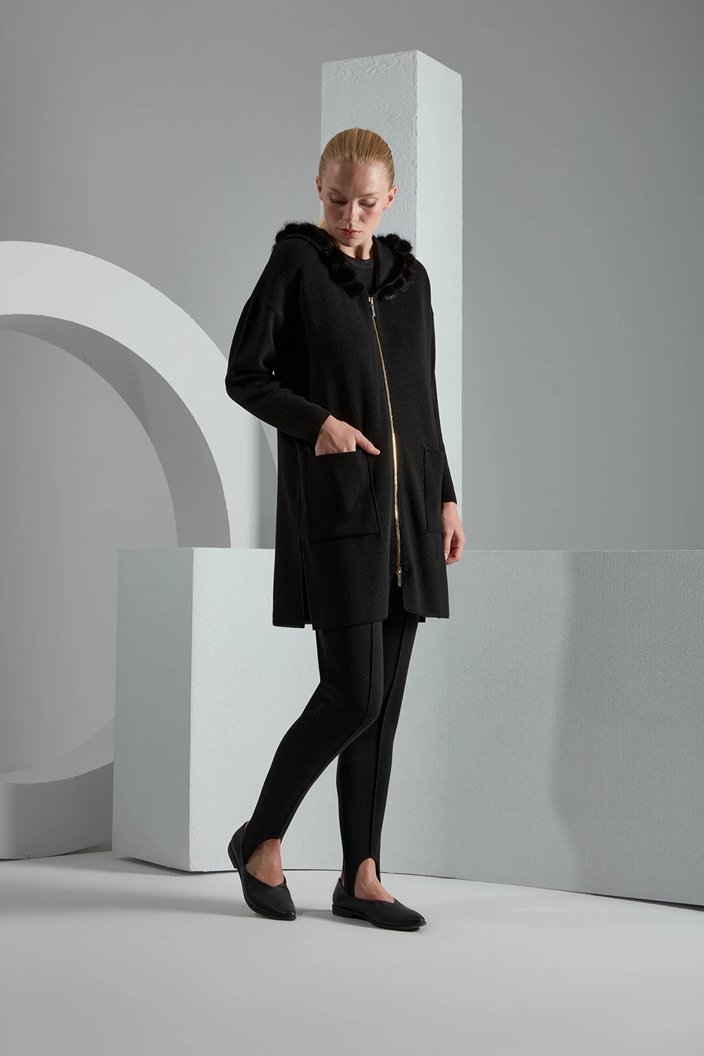 PONPON KÜRK YAKA HIRKA