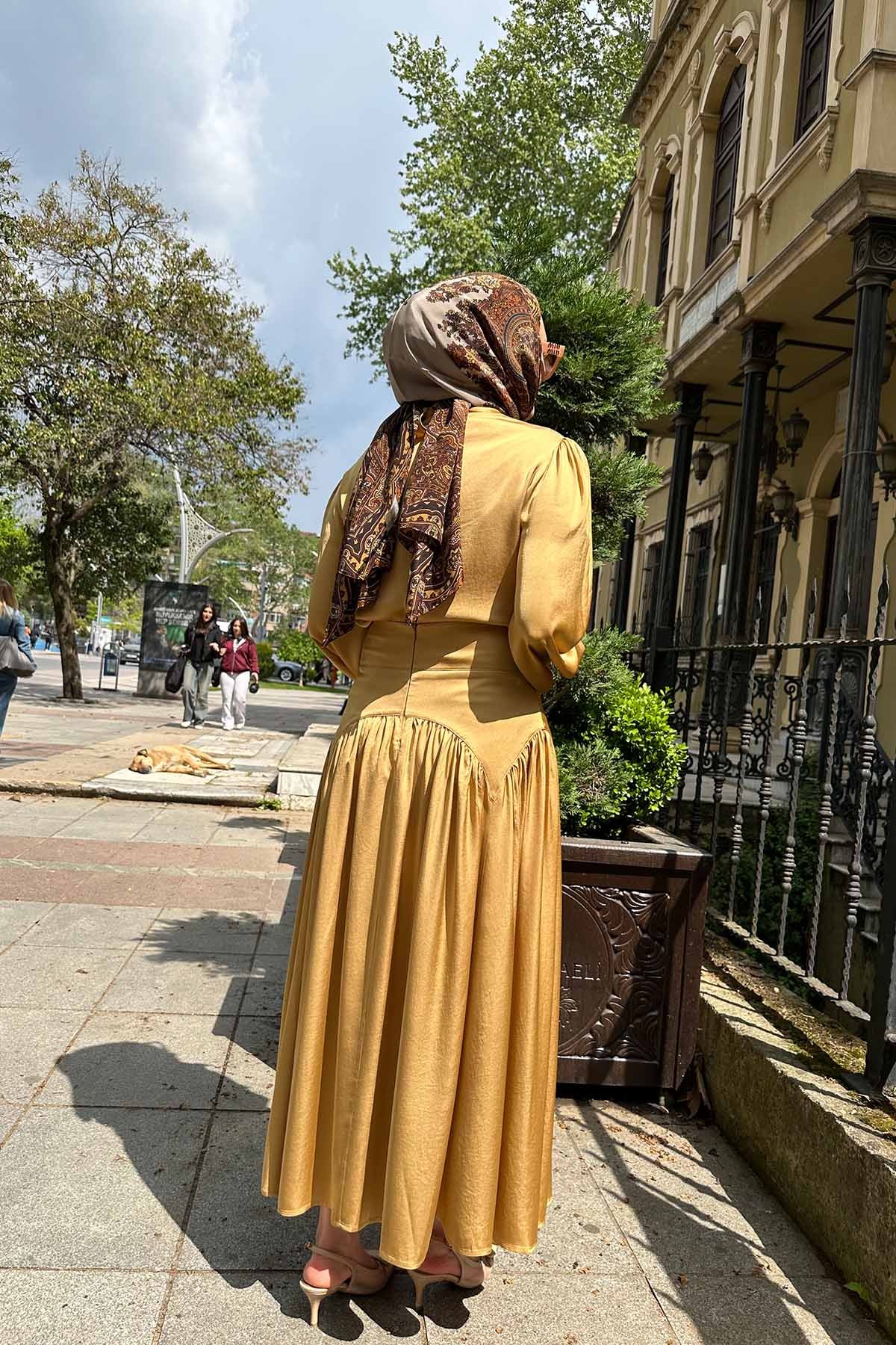 BOYUNDAN BAĞLAMA BLUZ