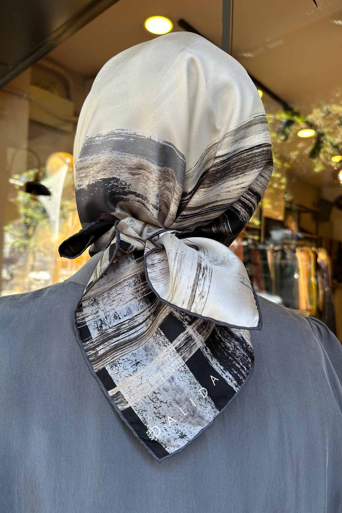 DALİDA EŞARP