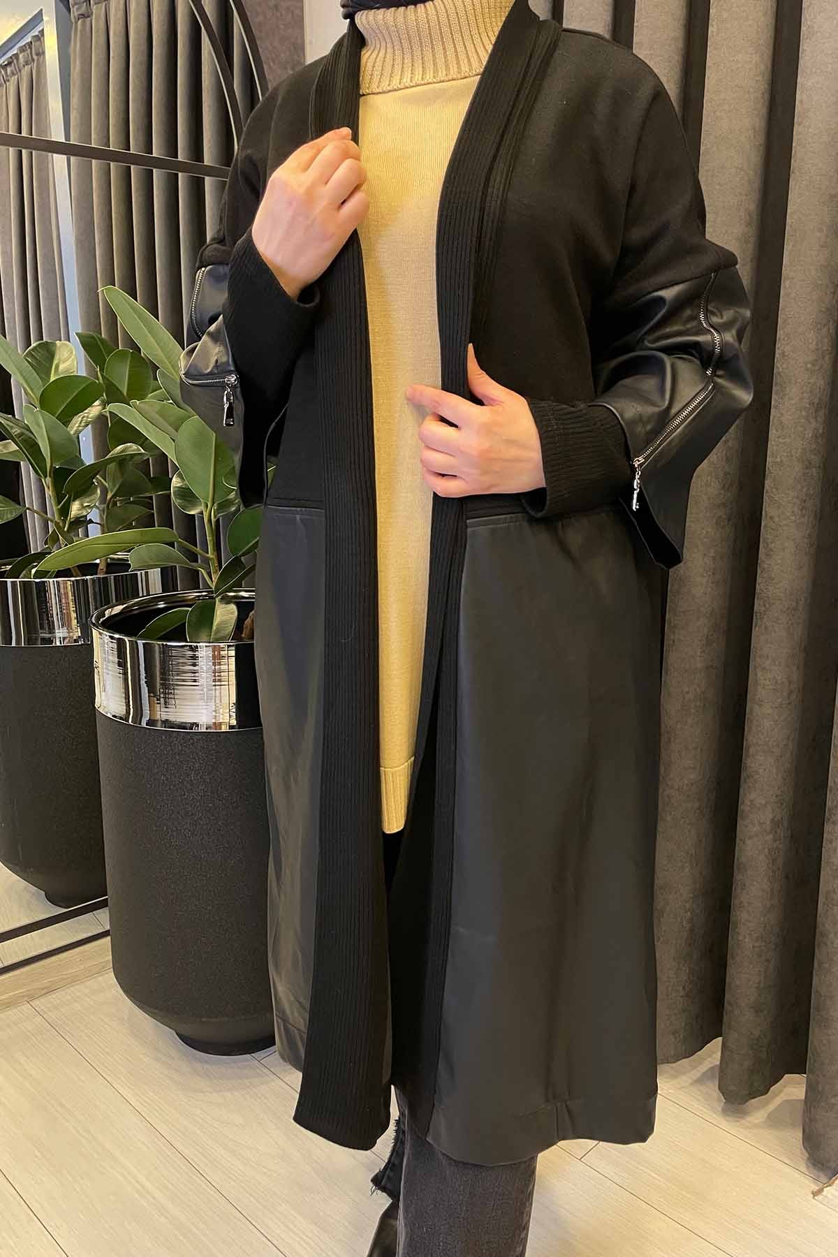 DERİ HIRKA