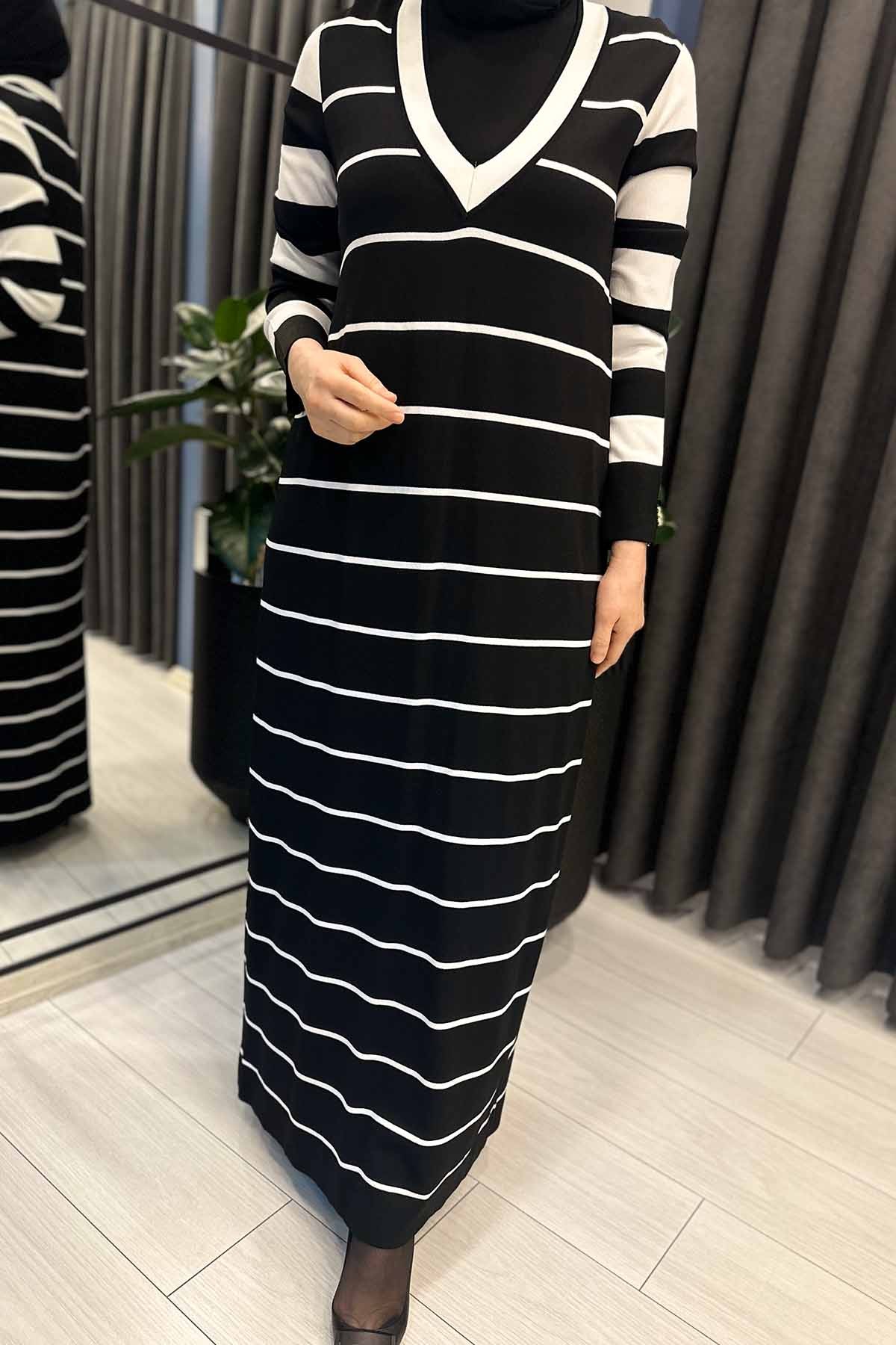 V YAKA ÇİZGİLİ ELBİSE