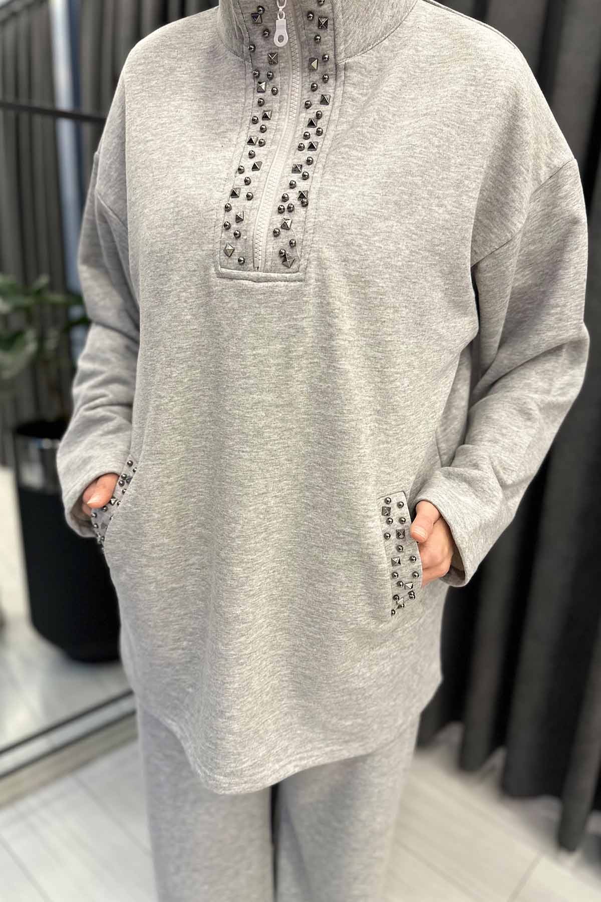 PAT TAŞLI SWEAT