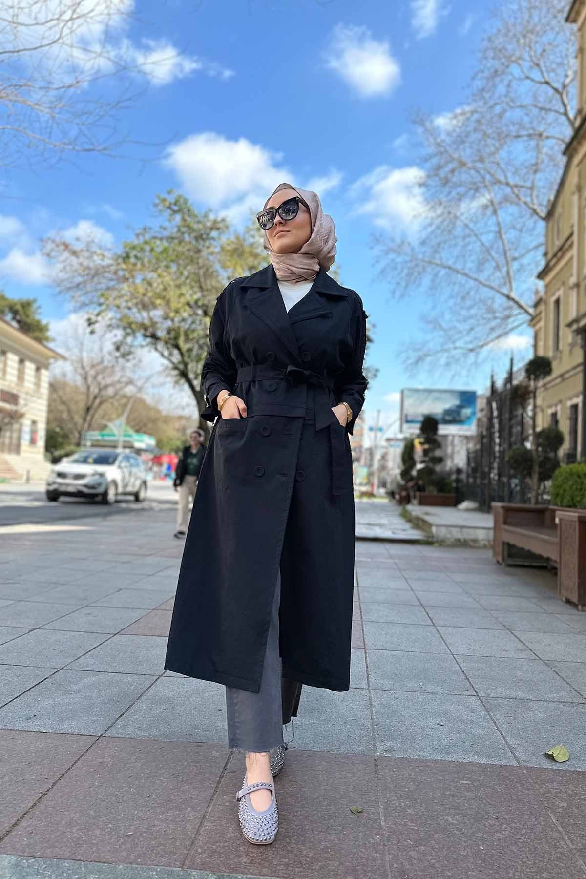 Siyah
