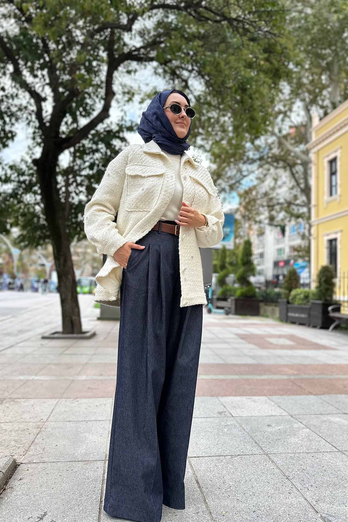 İNCİ ÇAKMA AKSESUARLI TÜVİT CEKET