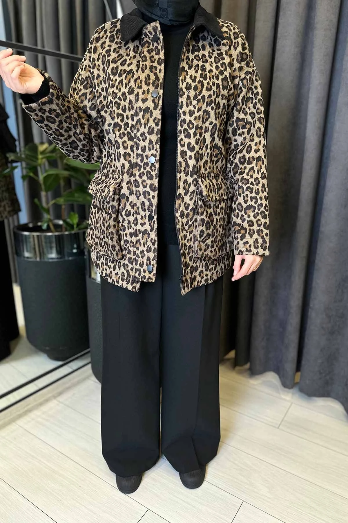 LEOPAR DESENLİ MONT