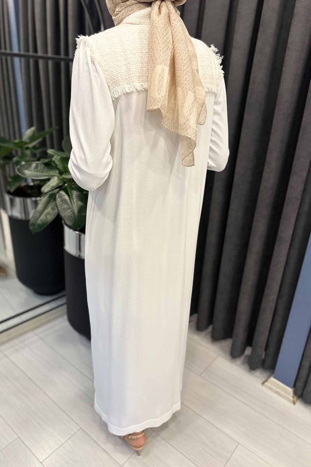 PÜSKÜL VE DÜĞME DETAYLI KLASİK HIRKA