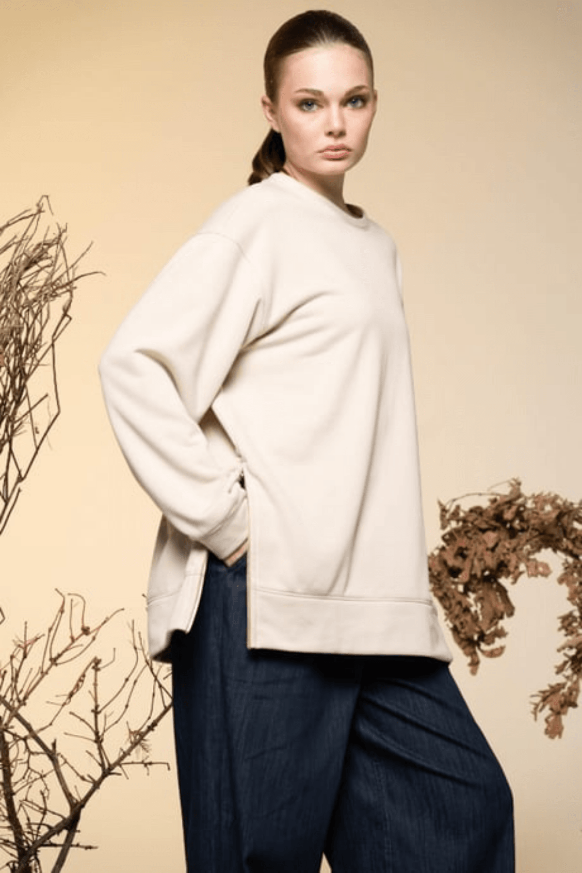 YANLARI FERMUARLI EVİTE SWEAT