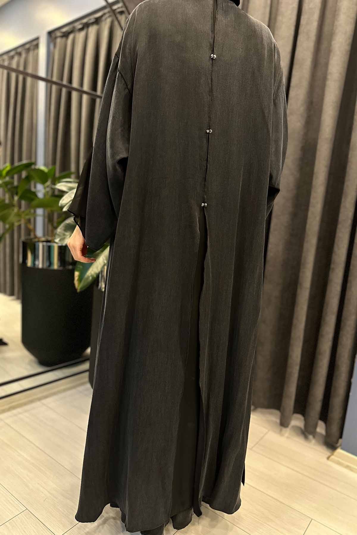 İÇİ ŞİFON GARNİLİ TAŞ İŞLEMELİ İPEK CUPRA KAFTAN