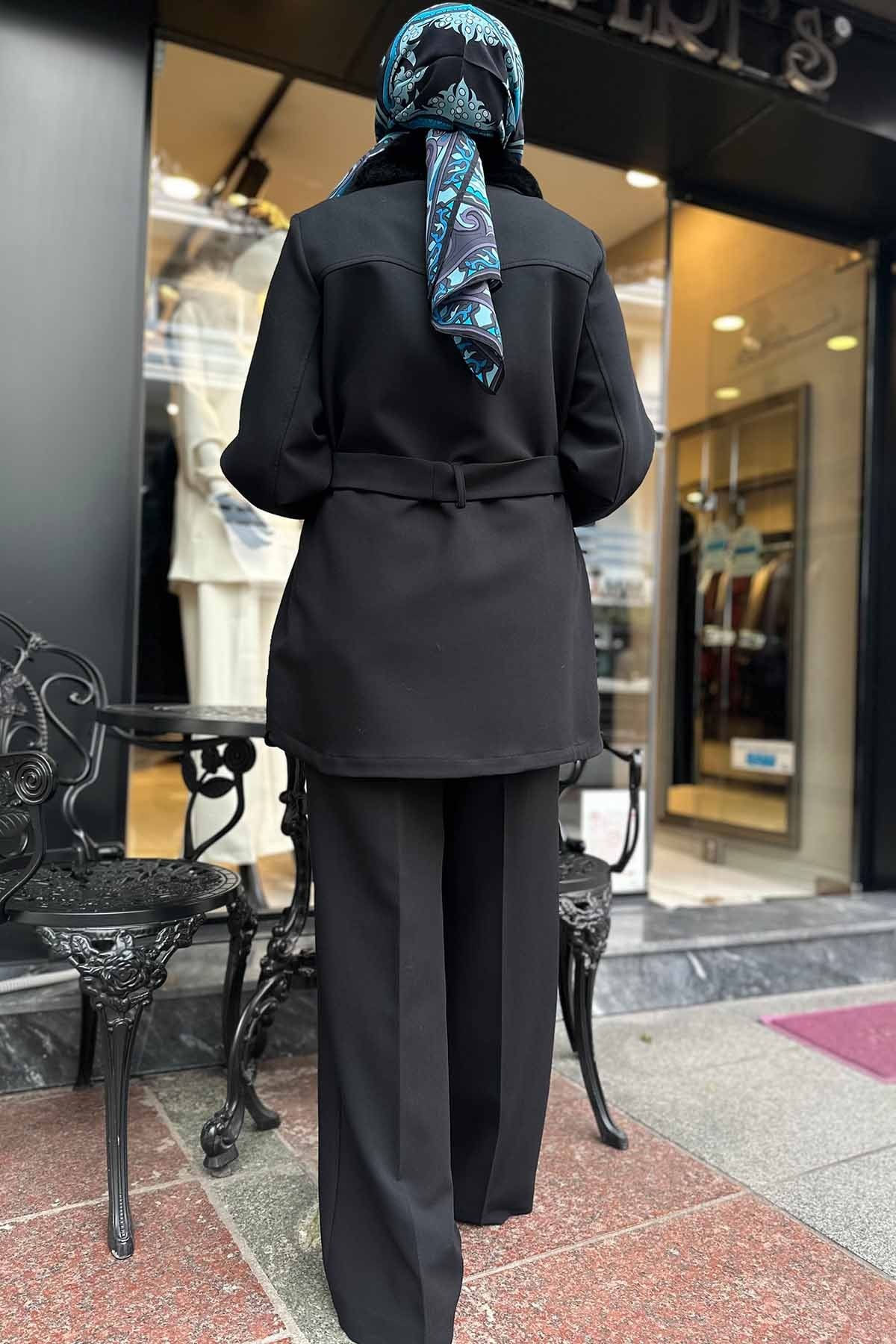 YAKASI KÜRKLÜ MEİRA CEKETLİ TAKIM