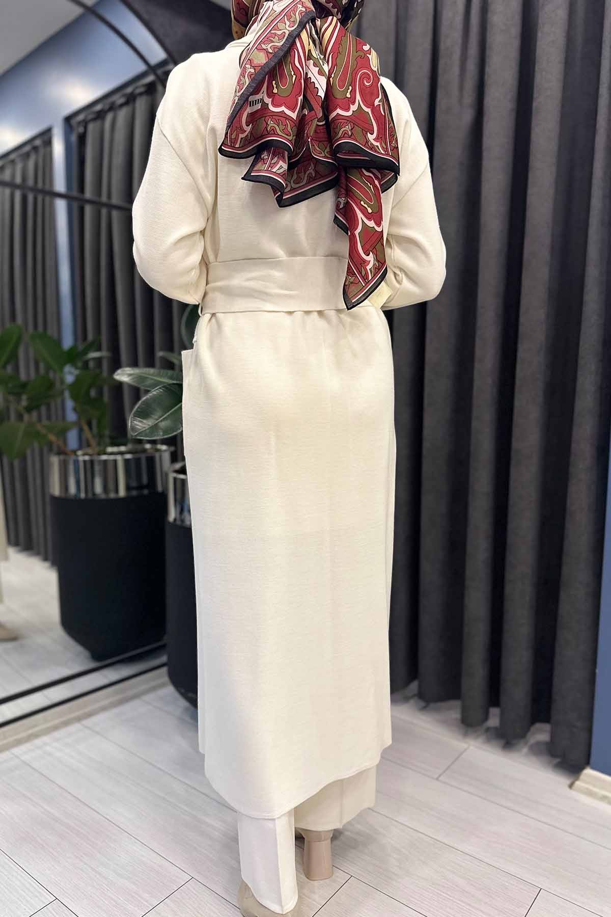 İKİ CEPLİ YAKA DETAYLI HIRKA