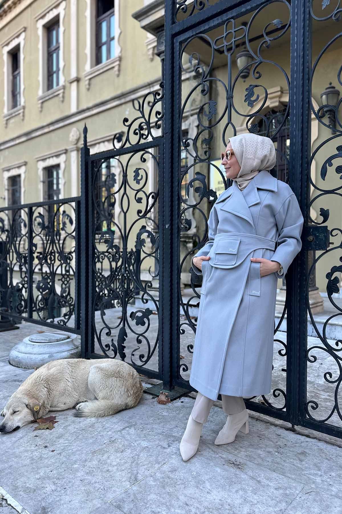 LİNA KABAN