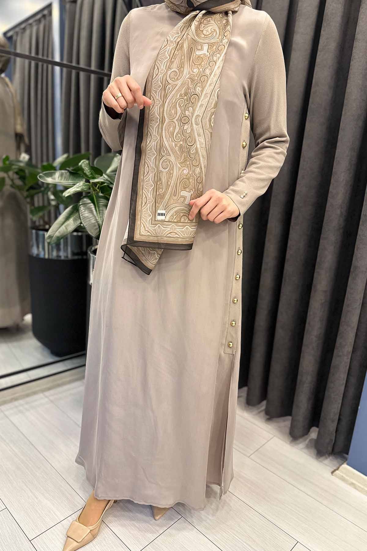 YANLARI DÜĞMELİ CUPRA ELBİSE