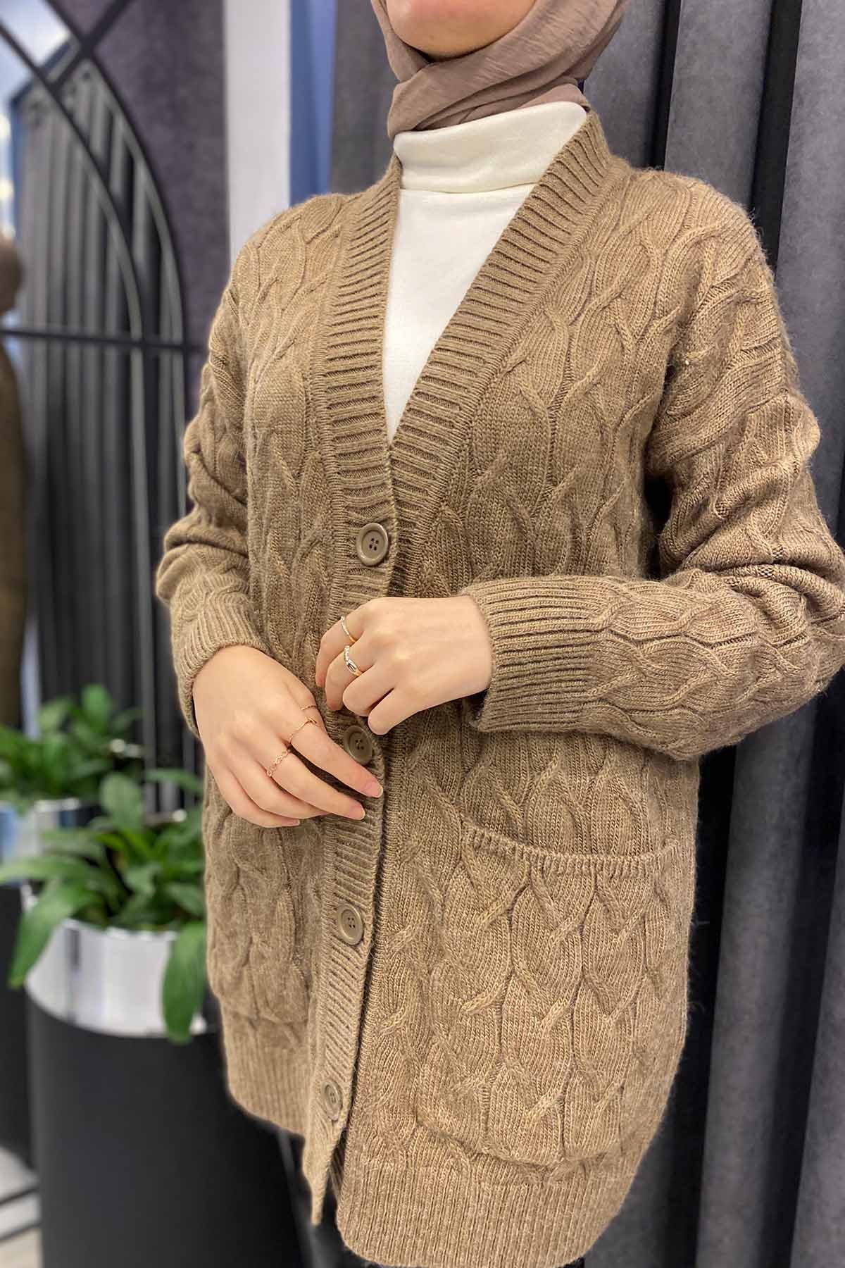 ANGORA HIRKA