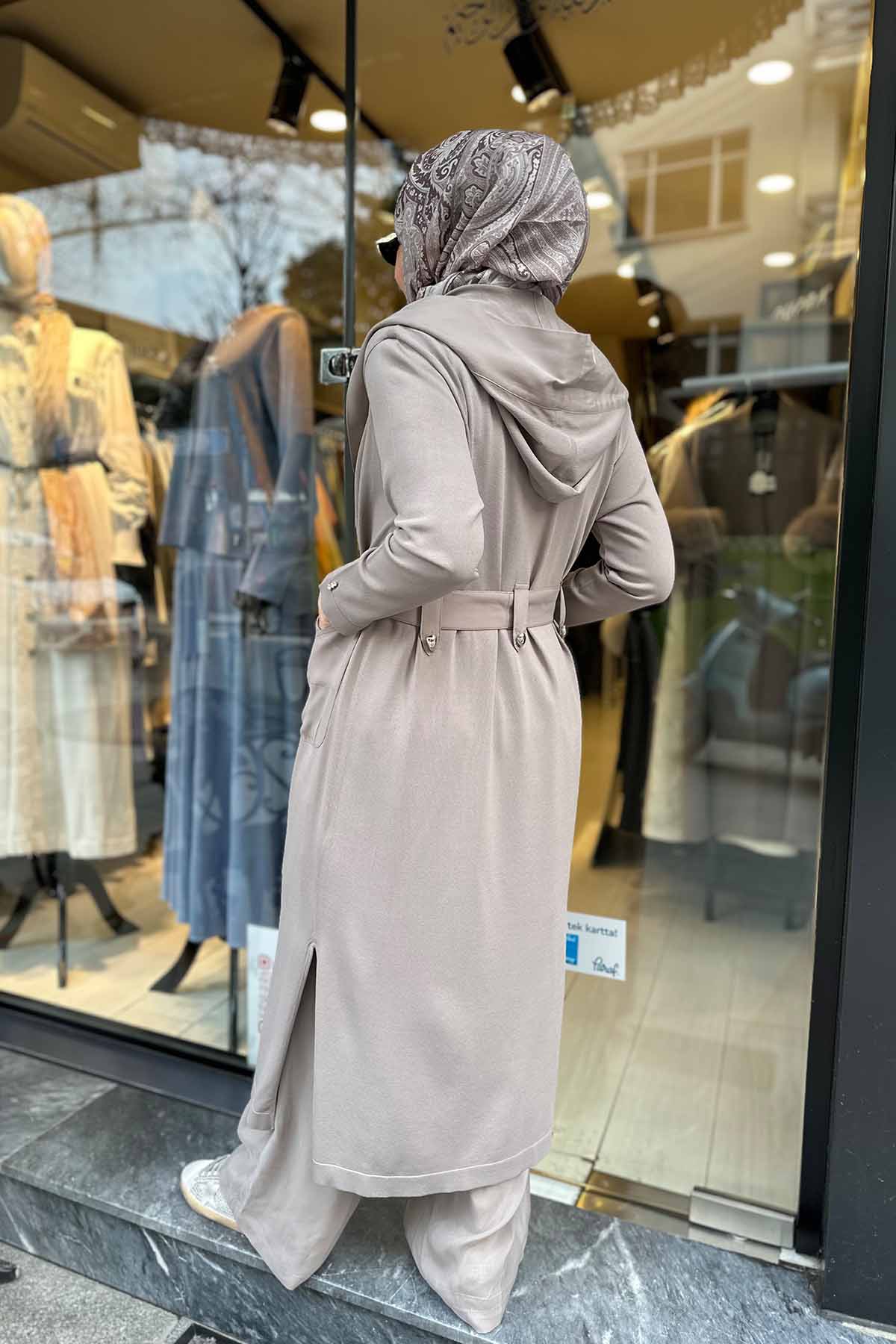 KEMER KÖPRÜLÜ DÜZ RENK HIRKA