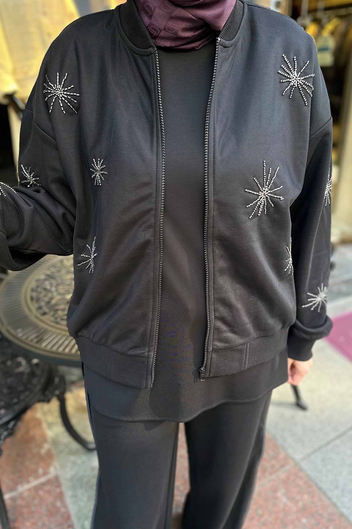 ÖNÜ NAKIŞ İŞLEMELİ TÜL KAPLI SWEAT BOMBER