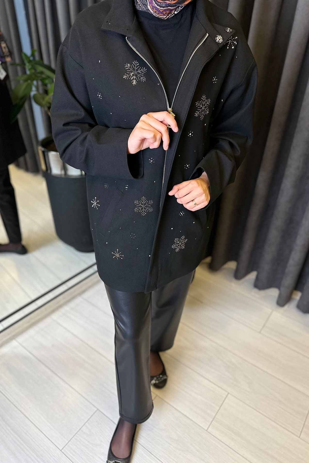 TAŞLI CEKET