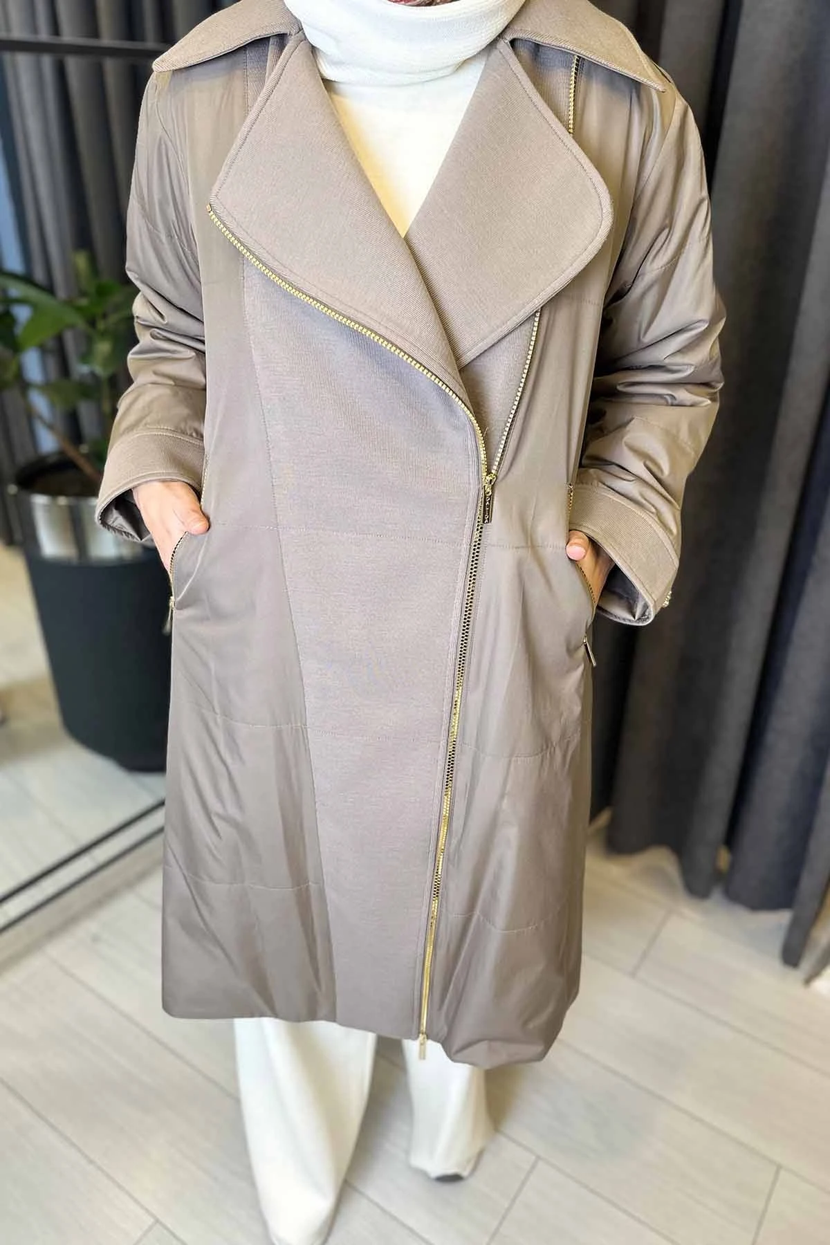 TRİKO DETAYLI HAFİF KABAN