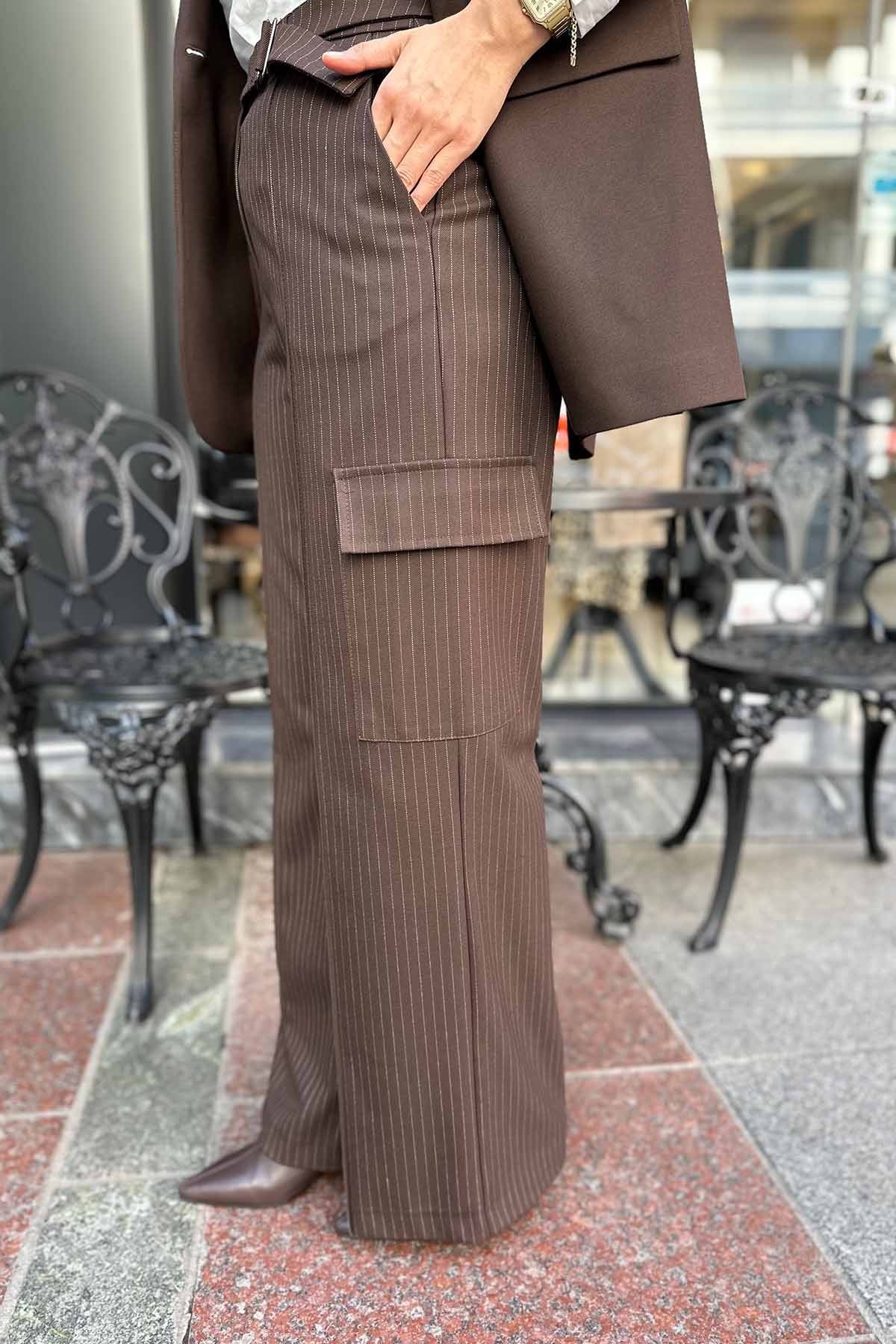 ÇİZGİLİ KUMAŞ CEP DETAYLI PANTOLON
