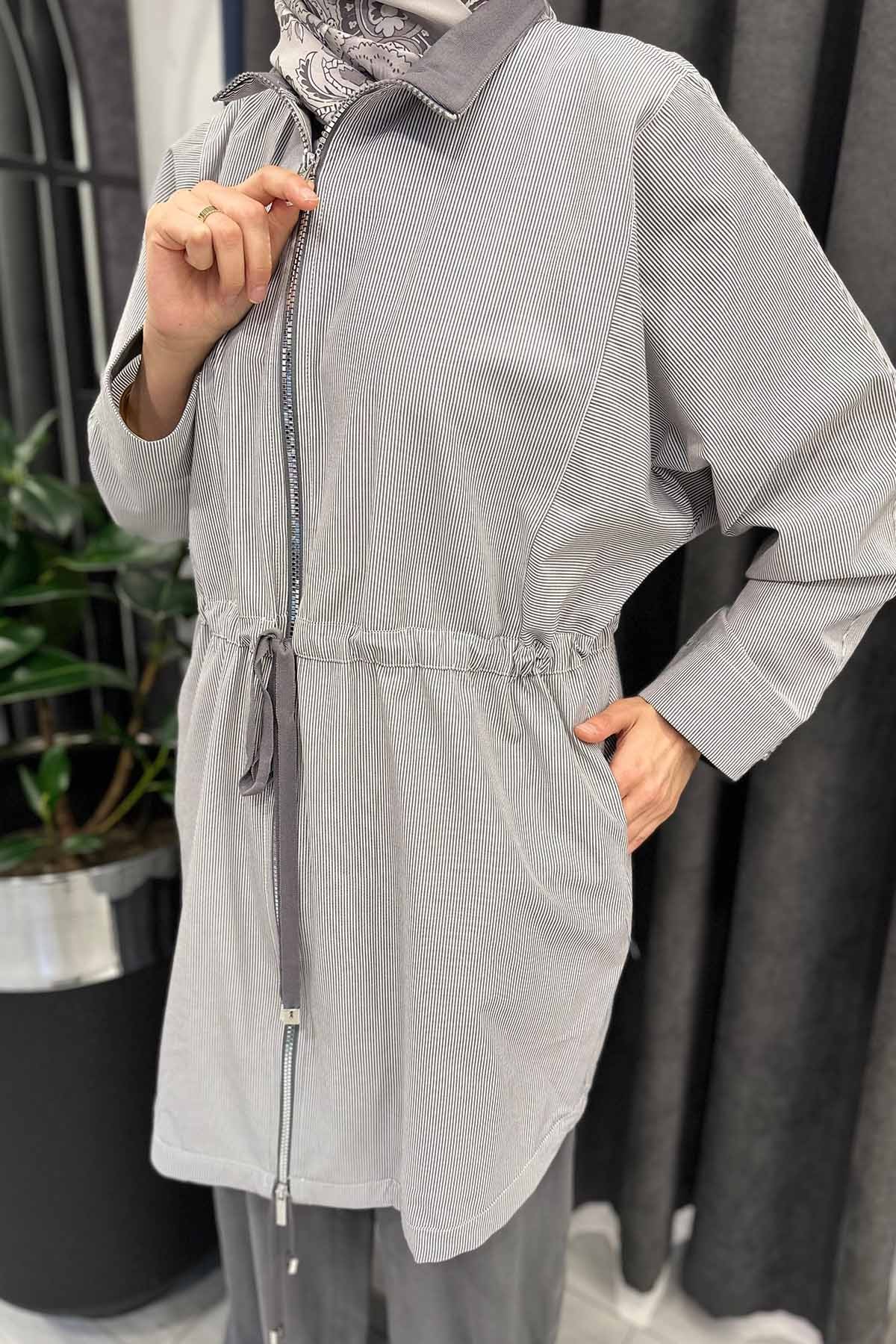 BELİ BÜZGÜLÜ DİK YAKA CASUAL CEKET