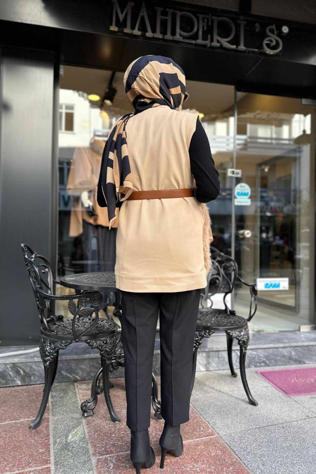KÜRKLÜ YELEK