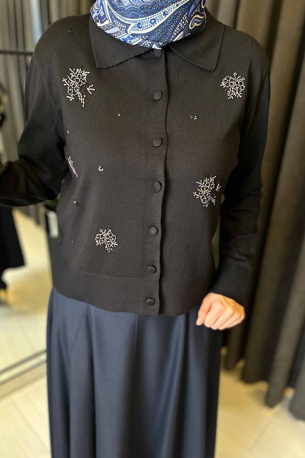 YAKASI KÜRK DETAYLI TRİKO HIRKA